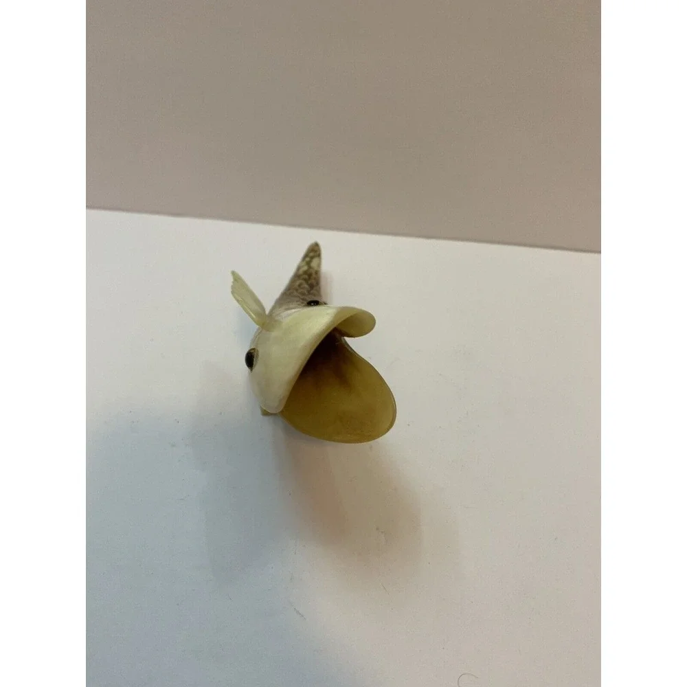 Vintage Bovine Horn Open‎ Mouth Decorative Fish Sculpture